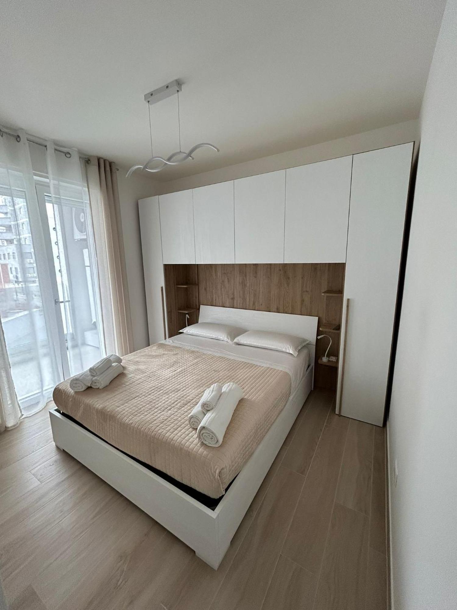Dimora Rosa Apartment Bari Exterior foto